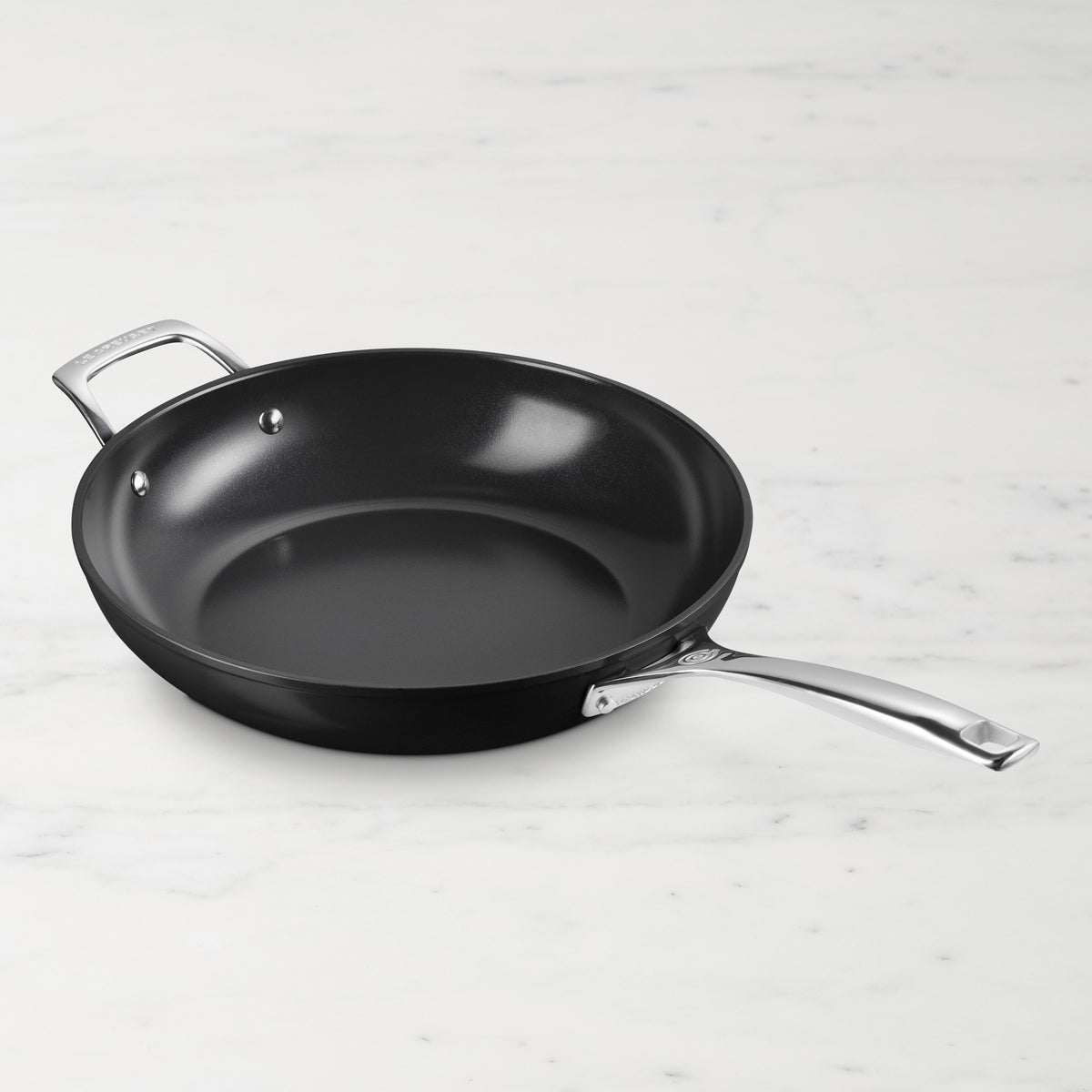 Le Creuset Essential Ceramic Nonstick Deep Fry Pan