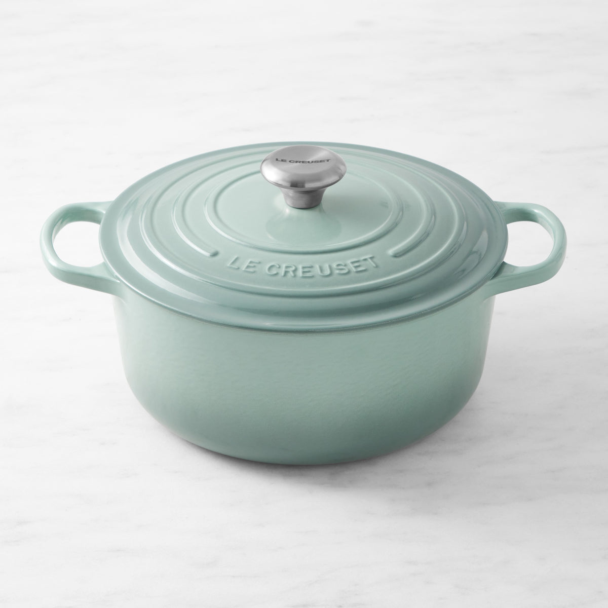 Le Creuset Signature Enameled Cast Iron Round Dutch Oven