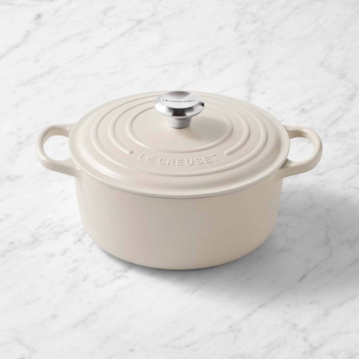 Le Creuset Signature Enameled Cast Iron Round Dutch Oven