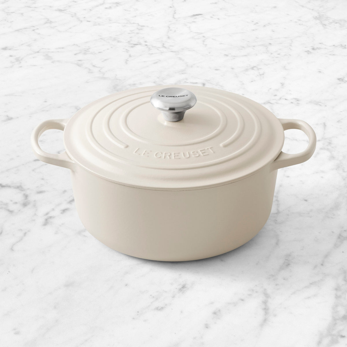 Le Creuset Signature Enameled Cast Iron Round Dutch Oven