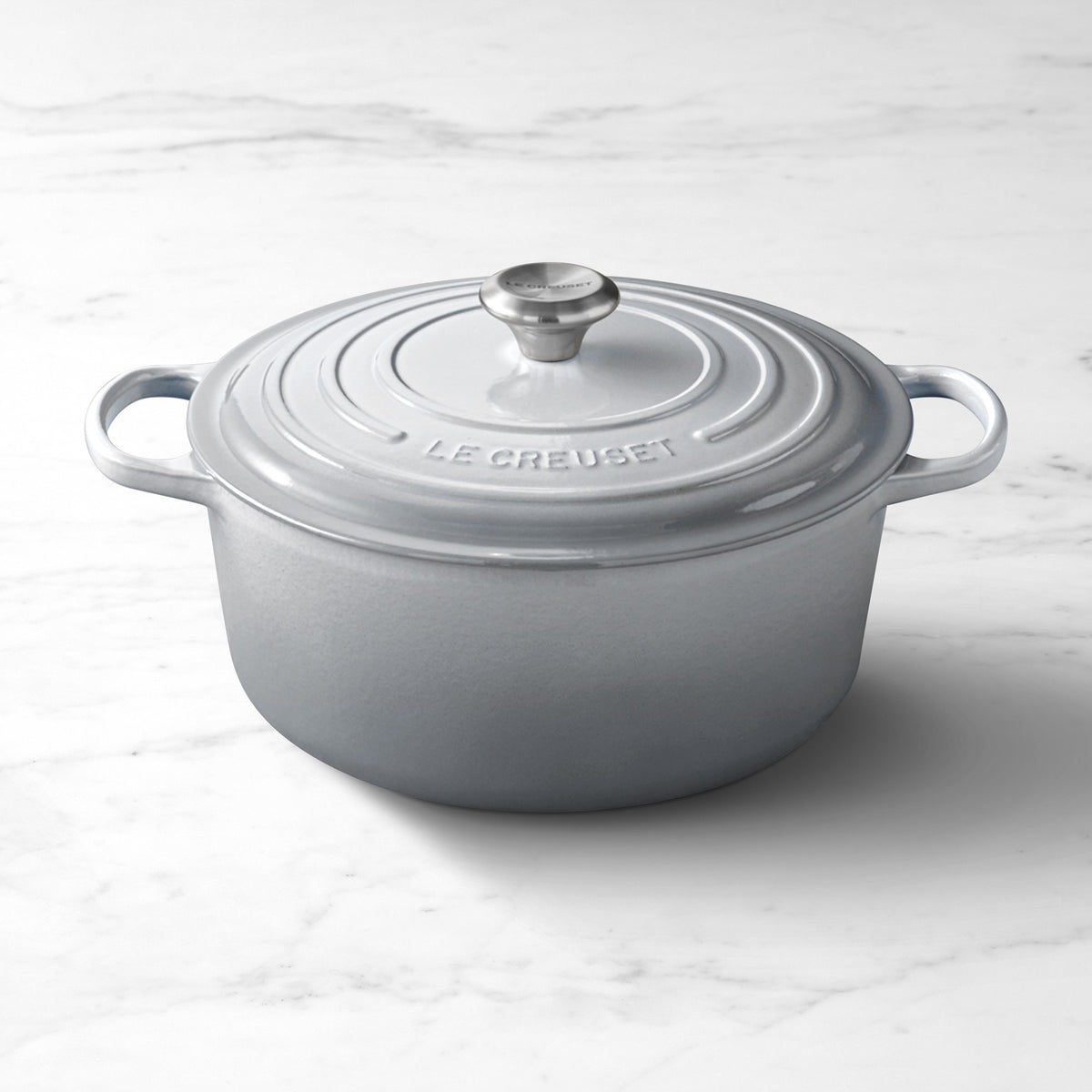 Le Creuset Signature Enameled Cast Iron Round Dutch Oven