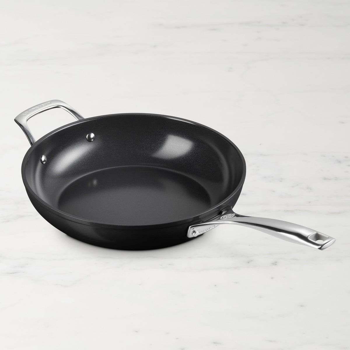 Le Creuset Essential Ceramic Nonstick Deep Fry Pan