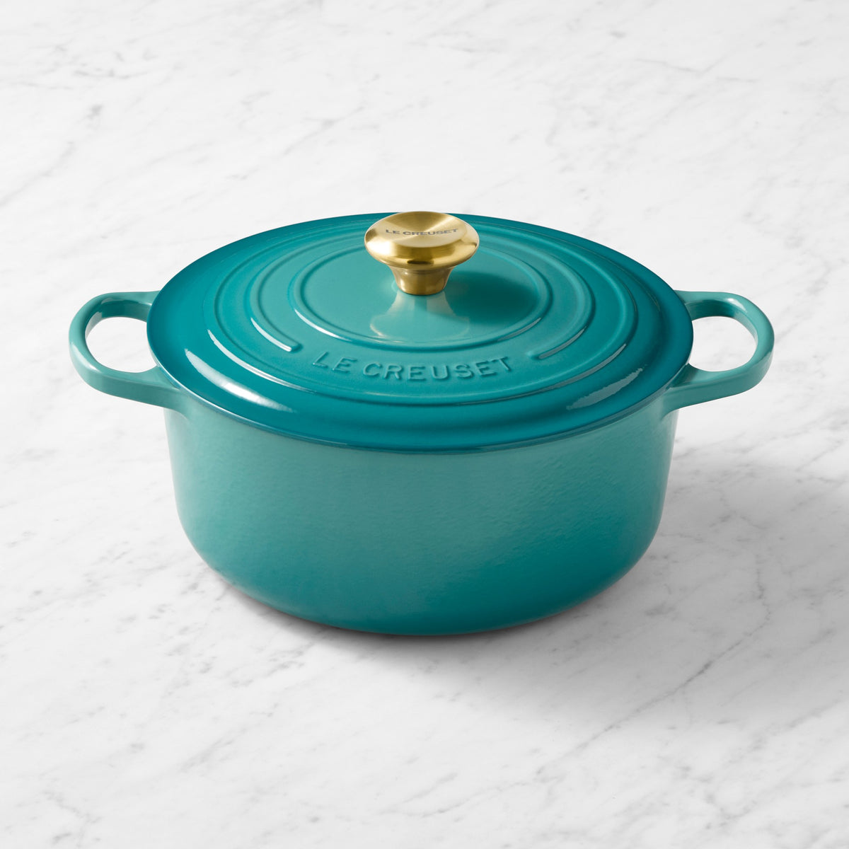 Le Creuset Signature Enameled Cast Iron Round Dutch Oven