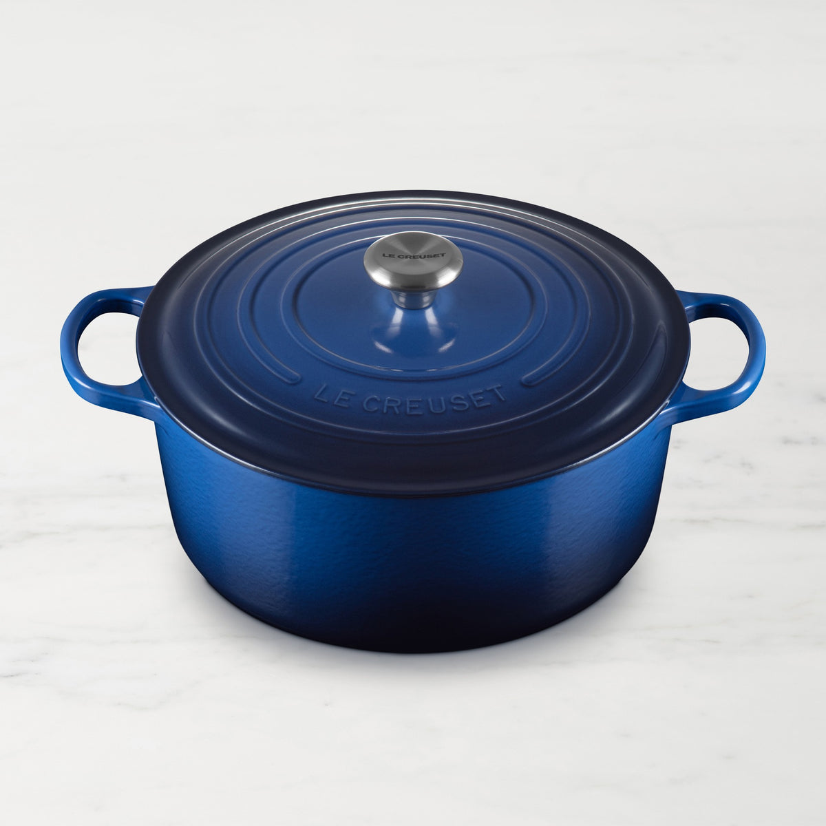 Le Creuset Signature Enameled Cast Iron Round Dutch Oven